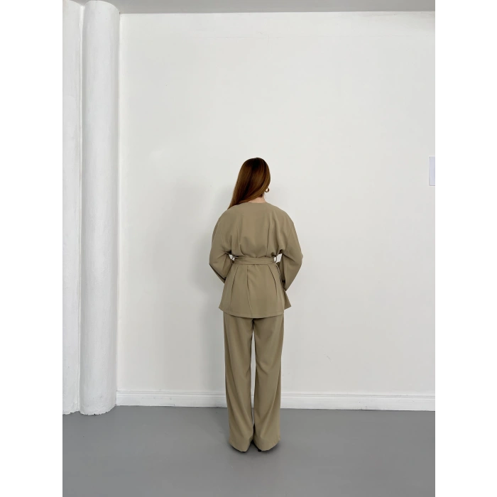 Düğme Detaylı Bel Kuşaklı İspanyol Kol Takım Haki