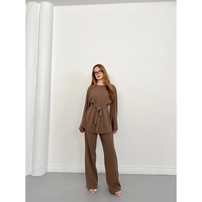 Düğme Detaylı Bel Kuşaklı İspanyol Kol Takım Kahve