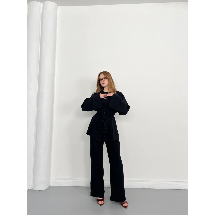 Düğme Detaylı Bel Kuşaklı İspanyol Kol Takım Siyah