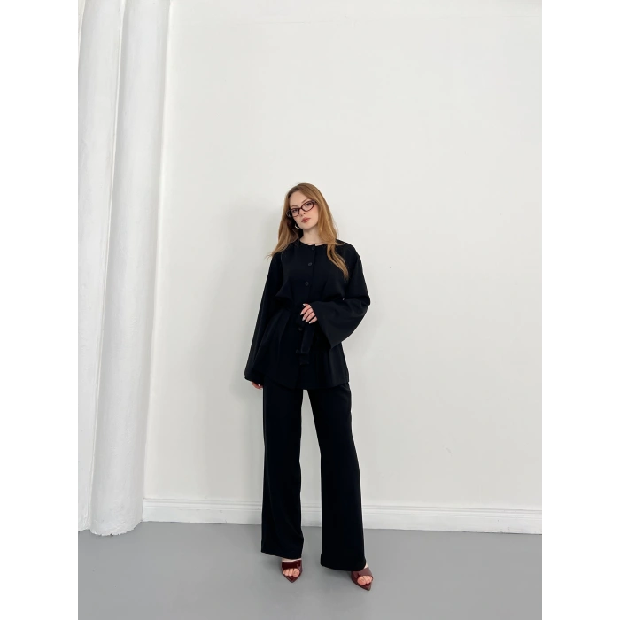 Düğme Detaylı Bel Kuşaklı İspanyol Kol Takım Siyah