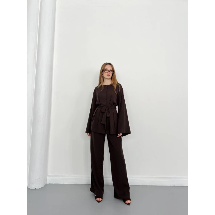 Düğme Detaylı Bel Kuşaklı İspanyol Kol Takım Acı Kahve