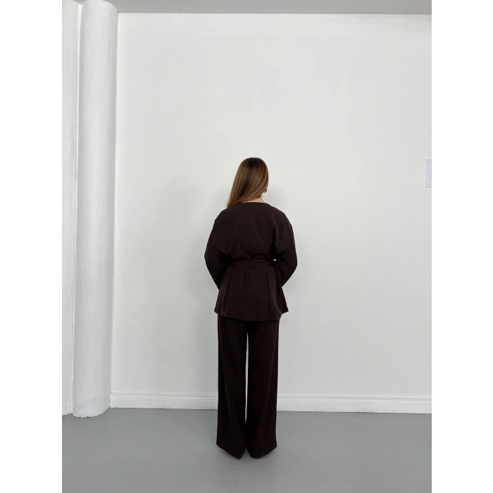 Düğme Detaylı Bel Kuşaklı İspanyol Kol Takım Acı Kahve