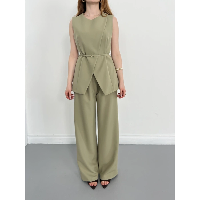 Bel Kemerli Asimetrik Kesim Yelekli Takım Haki