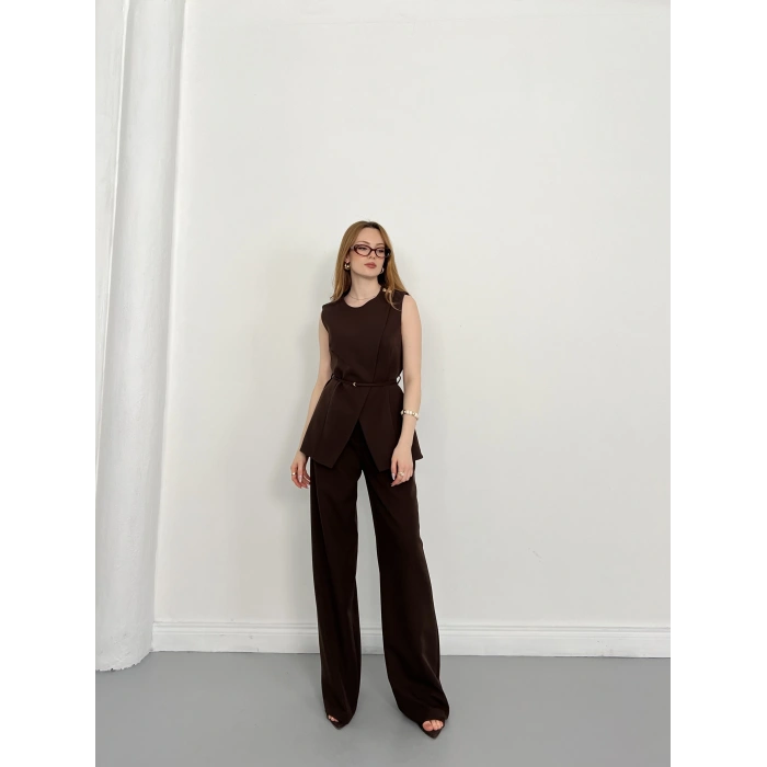 Bel Kemerli Asimetrik Kesim Yelekli Takım Kahve