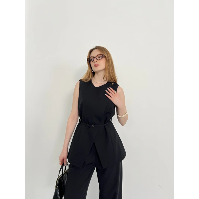 Bel Kemerli Asimetrik Kesim Yelekli Takım Siyah