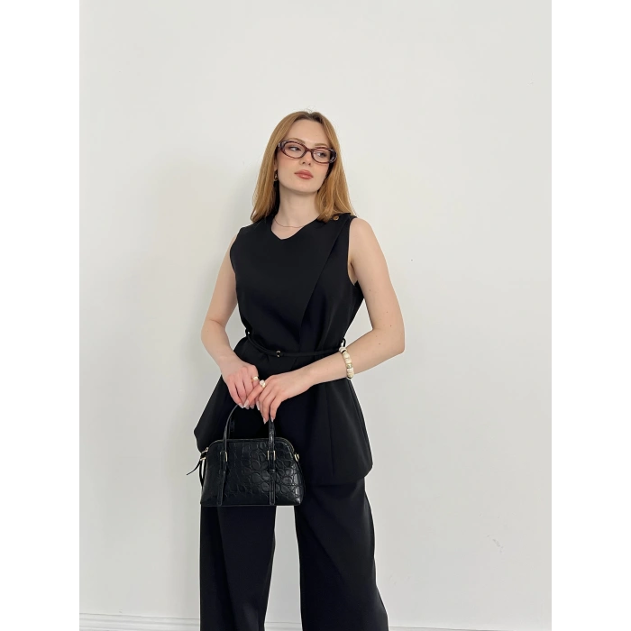 Bel Kemerli Asimetrik Kesim Yelekli Takım Siyah