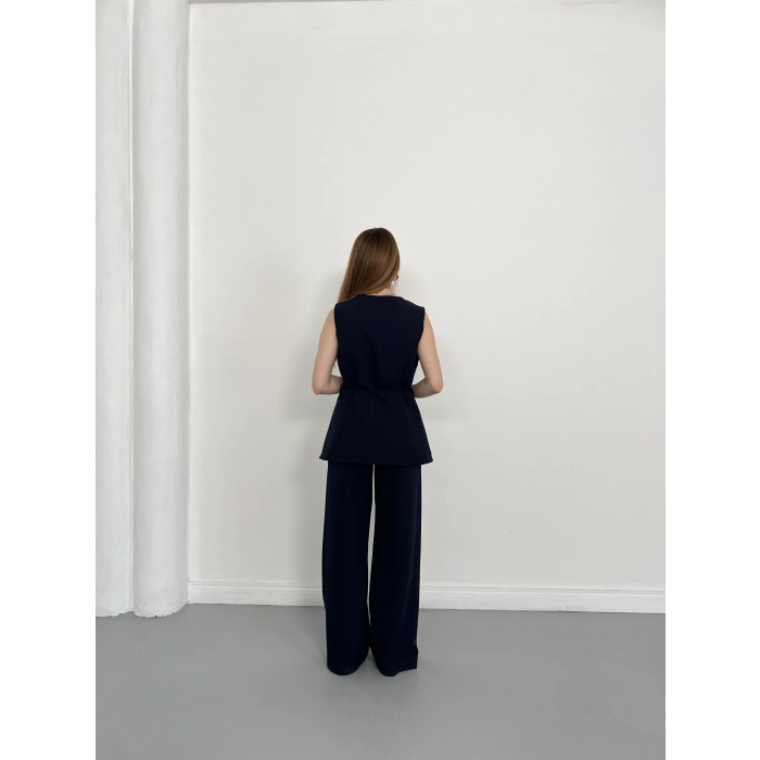 Bel Kemerli Asimetrik Kesim Yelekli Takım Lacivert
