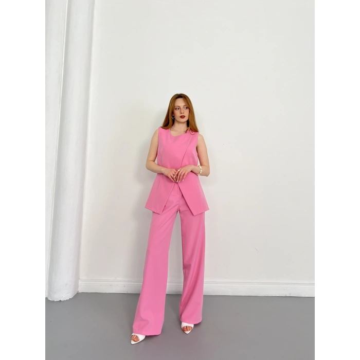 Bel Kemerli Asimetrik Kesim Yelekli Takım Pembe