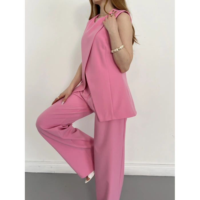 Bel Kemerli Asimetrik Kesim Yelekli Takım Pembe