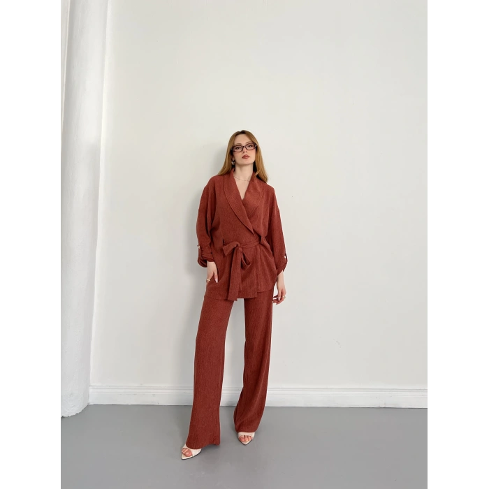 Bürümcük Bel Bağlamalı Kruvaze Yaka Tasarım Takım Kremit