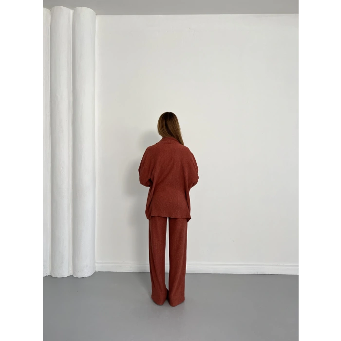 Bürümcük Bel Bağlamalı Kruvaze Yaka Tasarım Takım Kremit