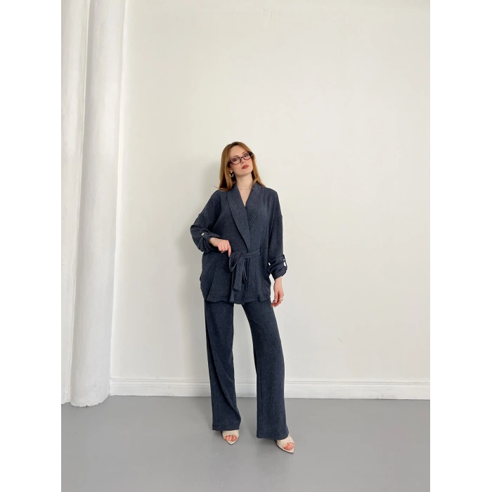 Bürümcük Bel Bağlamalı Kruvaze Yaka Tasarım Takım Laci