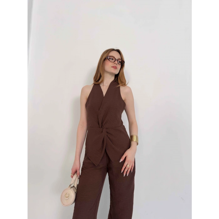 Ön Büzgü Detaylı Yelekli Takım Kahve