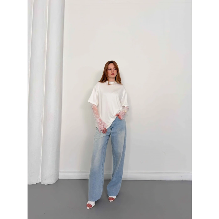 Kol Dantel Detaylı Oversize Tişört Beyaz