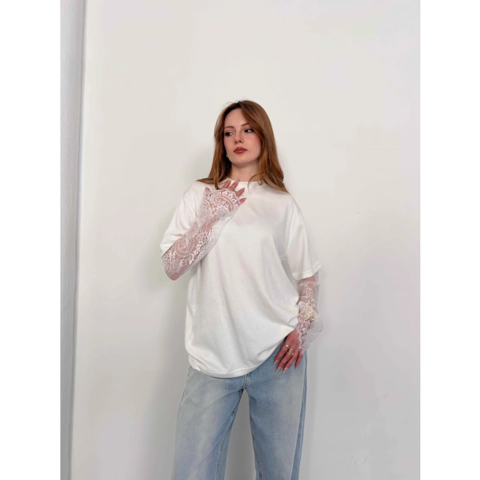 Kol Dantel Detaylı Oversize Tişört Beyaz