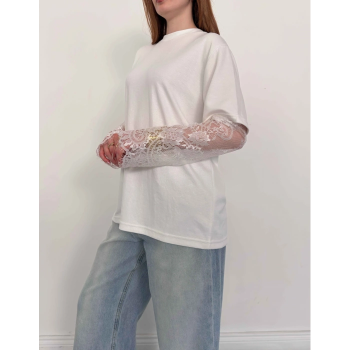Kol Dantel Detaylı Oversize Tişört Beyaz