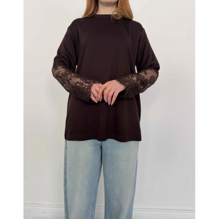 Kol Dantel Detaylı Oversize Tişört Kahve