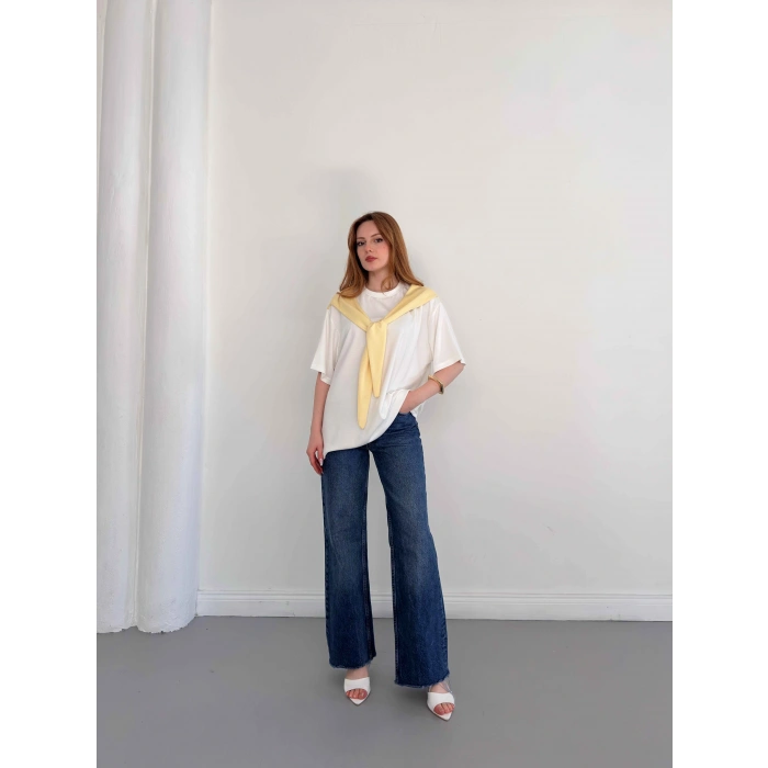 Omuzdan Bağlama Detaylı Oversize Tişört Sarı