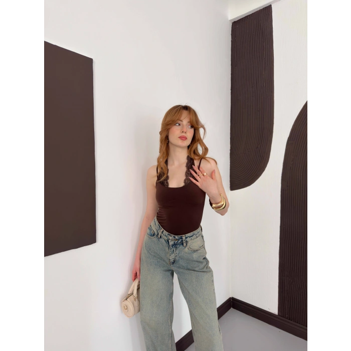 Dantel Detaylı Boyundan Bağlamalı Zıbın Kahve