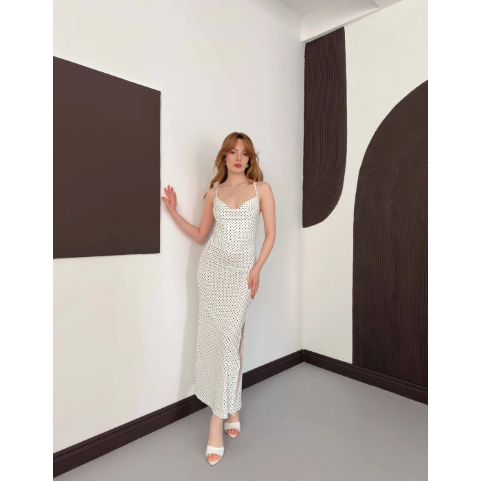 Askılı Yırtmaç Detaylı Puantiyeli Elbise Beyaz