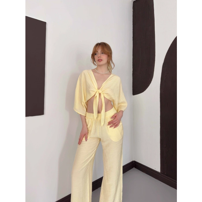Keten Önden Bağlama Detaylı İkili Takım Sarı