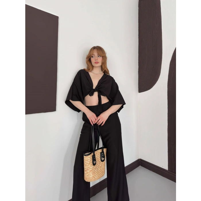 Keten Önden Bağlama Detaylı İkili Takım Sİyah