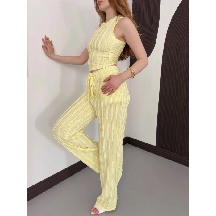 Gofre Kumaş Ters Dikiş Halter Yaka Takım Sarı