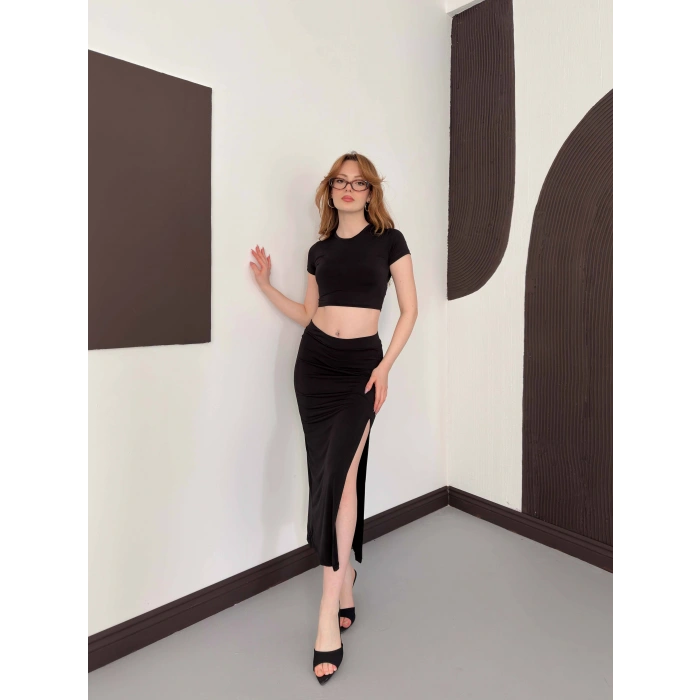 Yırtmaç Detaylı Crop - Etek Takım Siyah