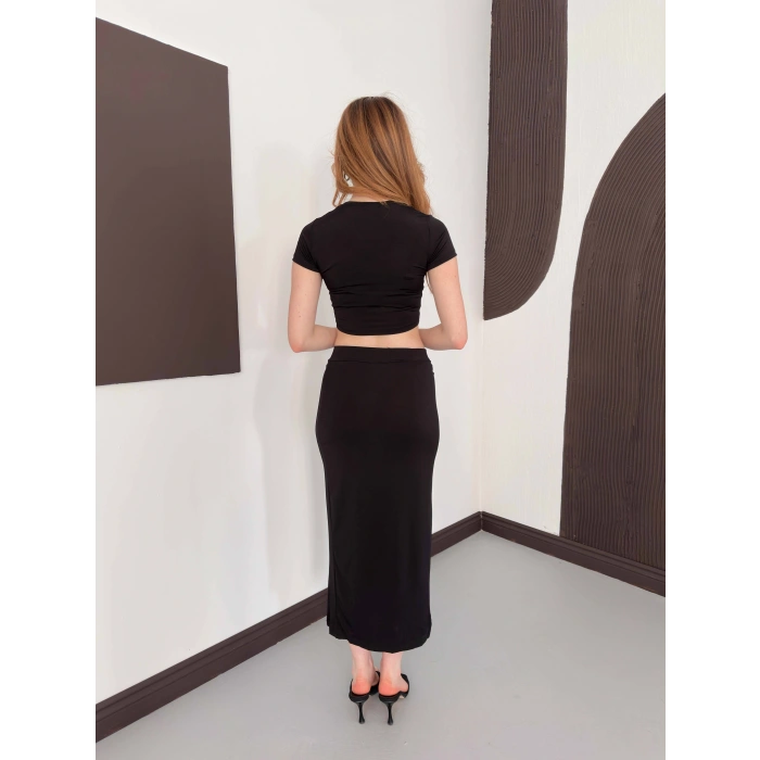 Yırtmaç Detaylı Crop - Etek Takım Siyah