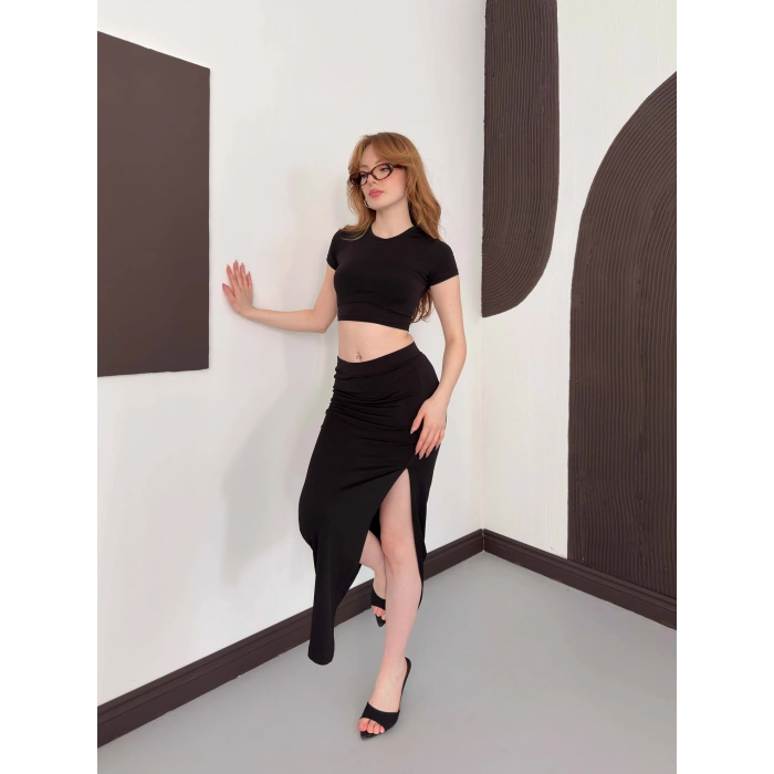 Yırtmaç Detaylı Crop - Etek Takım Siyah