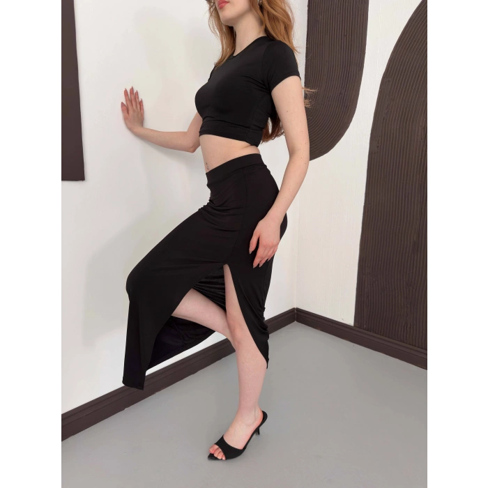 Yırtmaç Detaylı Crop - Etek Takım Siyah
