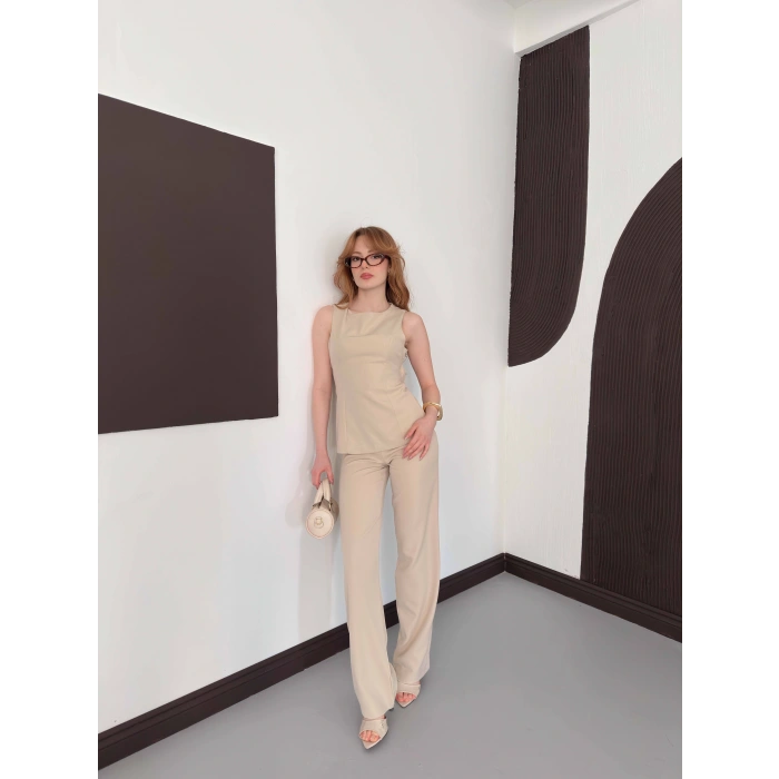 Sırt Detaylı Double Kumaş Takım Bej