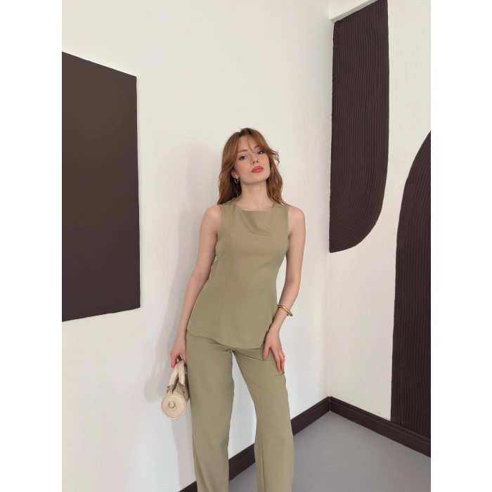 Sırt Detaylı Double Kumaş Takım Haki