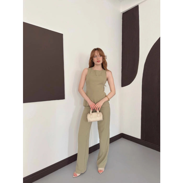 Sırt Detaylı Double Kumaş Takım Haki