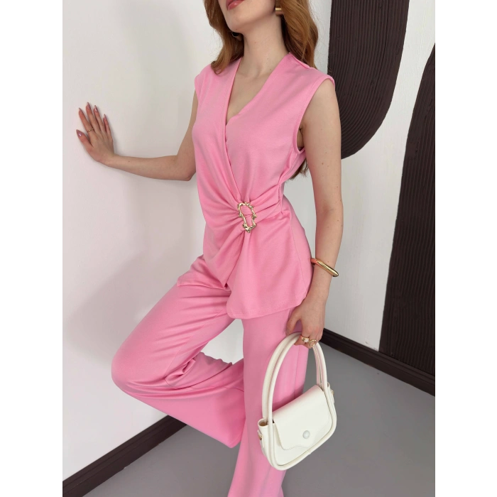 Aksesuar Detaylı Yelekli Modal Takım Pembe