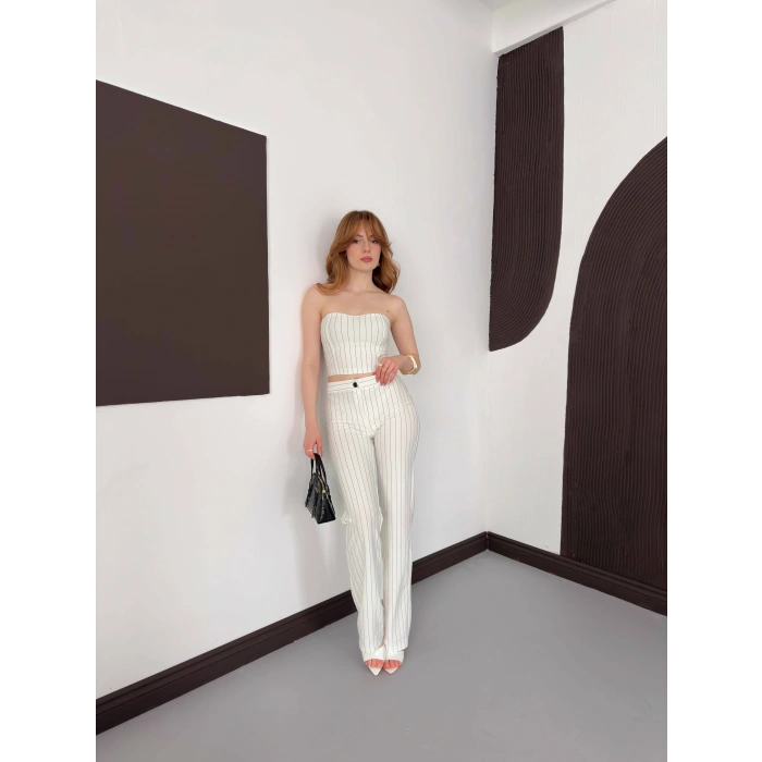 Çizgi Detaylı Crop - Pantolon Takım Beyaz