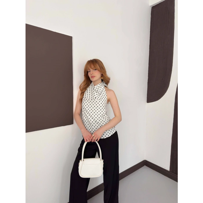 Puantiyeli Boyundan Bağlamalı Bluz Beyaz