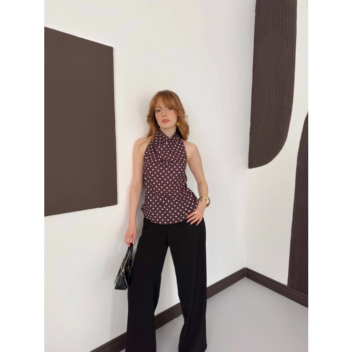 Puantiyeli Boyundan Bağlamalı Bluz Kahve