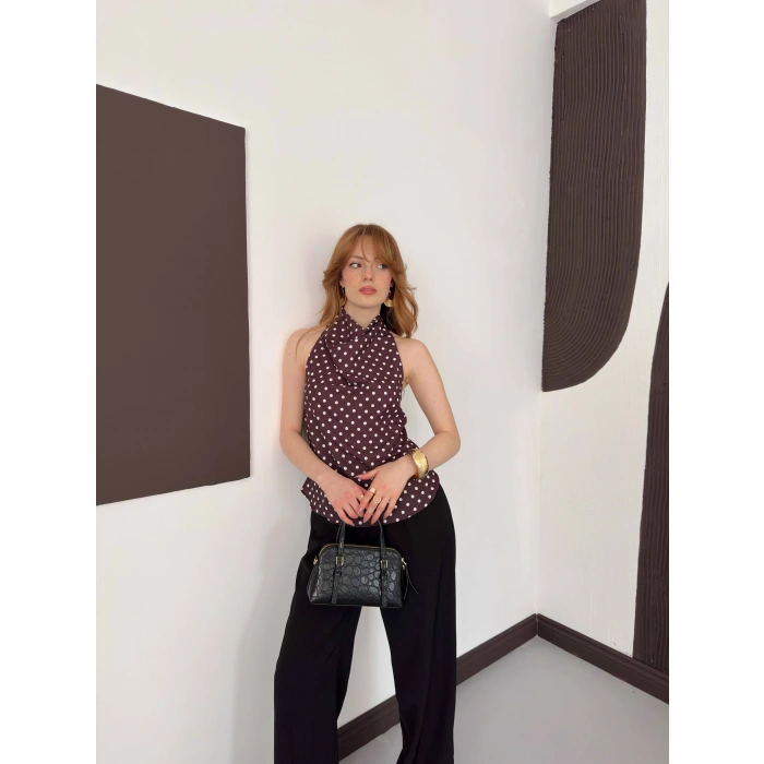 Puantiyeli Boyundan Bağlamalı Bluz Kahve