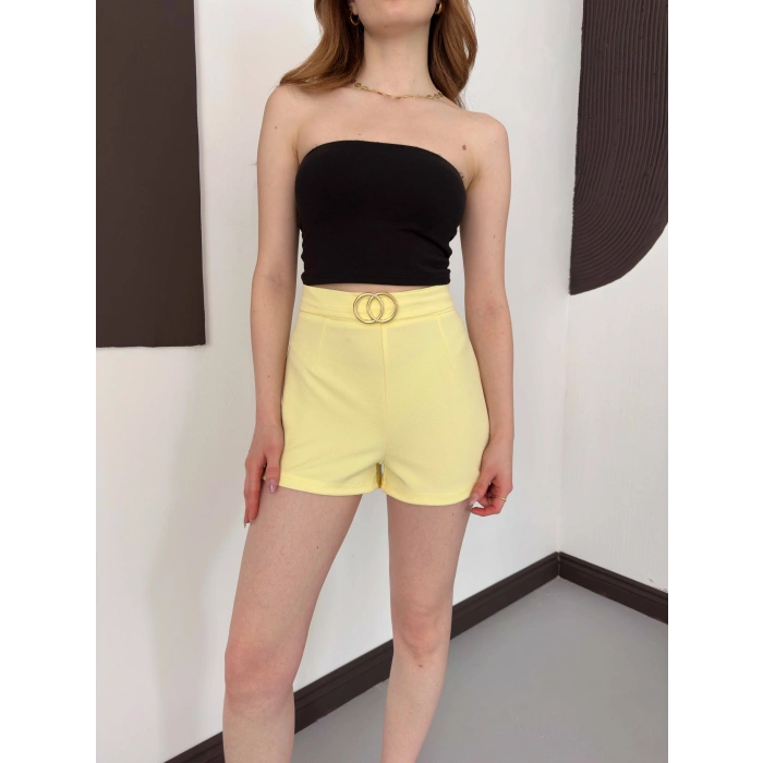 Kemer Detaylı Şort Sarı
