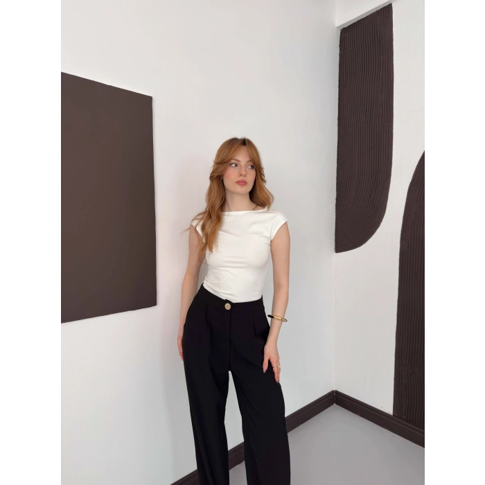 Sırt Dekolteli Bluz Beyaz