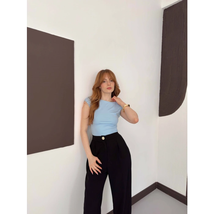 Sırt Dekolteli Bluz Bebemavisi