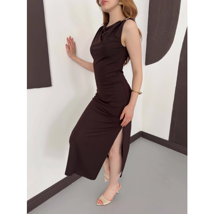 Aksesuar Detaylı Tek Omuz Sandy Elbise Kahve