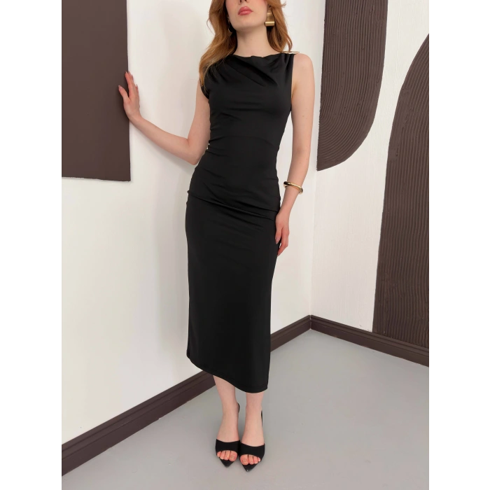 Aksesuar Detaylı Tek Omuz Sandy Elbise Siyah