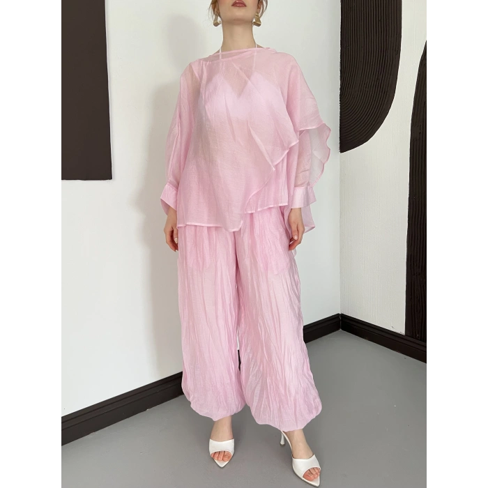 Uçuşan Pelerin Bluz-Pantolon Takım Pembe