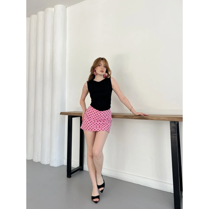 İçi Şortlu Puantiyeli Mini Etek Pembe