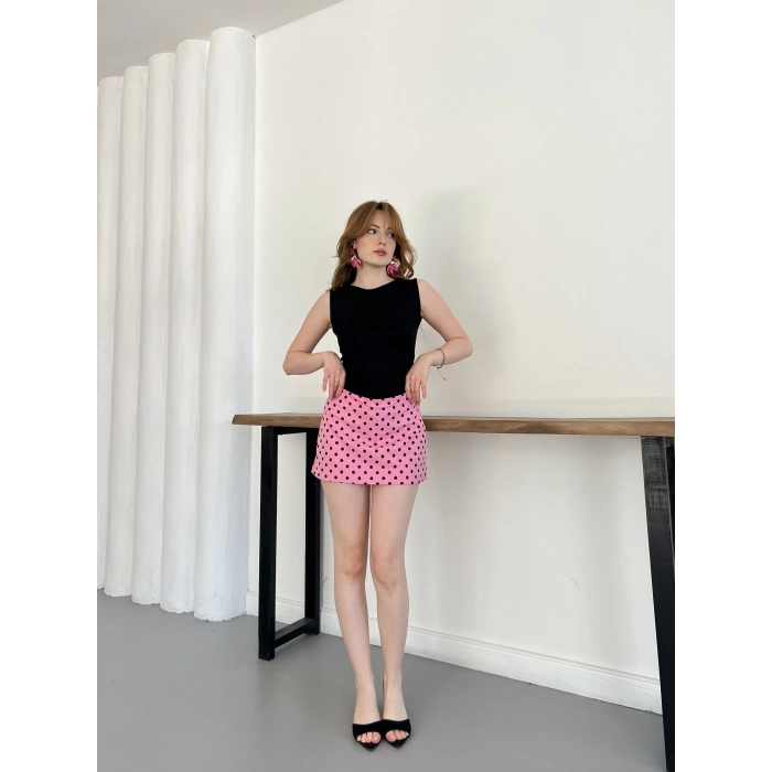 İçi Şortlu Puantiyeli Mini Etek Pembe