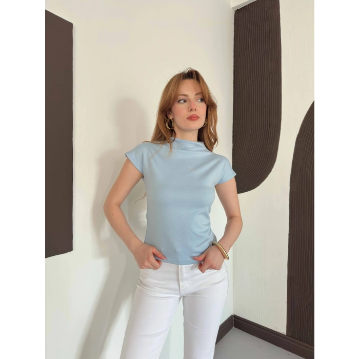 Slim Fıt Yarım Balıkçı Yaka Dar Kesim Bluz Bebemavisi