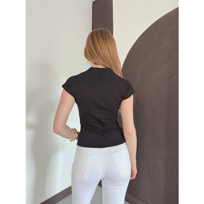 Slim Fıt Yarım Balıkçı Yaka Dar Kesim Bluz Siyah