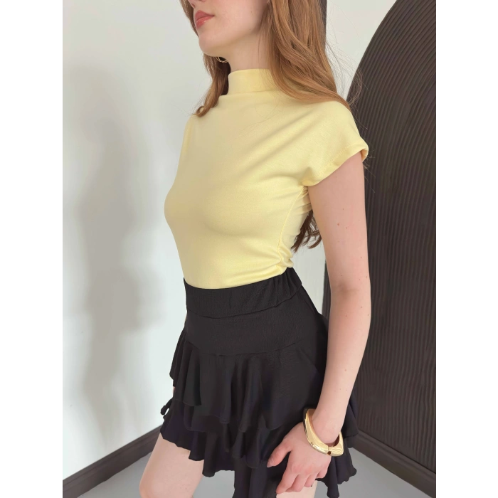 Slim Fıt Yarım Balıkçı Yaka Dar Kesim Bluz Sarı